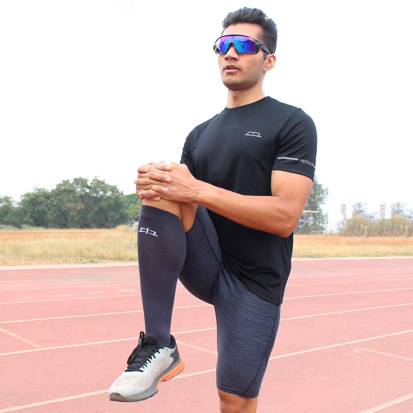 Heelium Bamboo Compression Socks For Men & Women | Odour Free & Superior Grip | Running, Cycling, Boosts Blood Circulation & Recovery