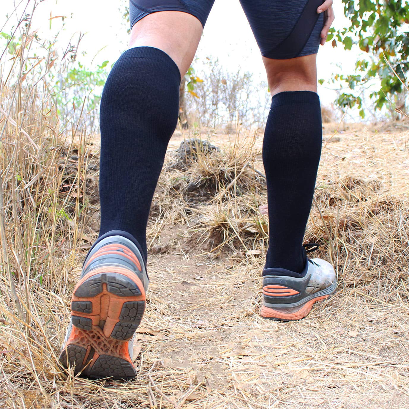Heelium Bamboo Compression Socks For Men & Women | Odour Free & Superior Grip | Running, Cycling, Boosts Blood Circulation & Recovery